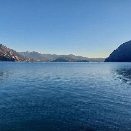 Miralago Casa Vacanze Riva di Solto Luaran gambar