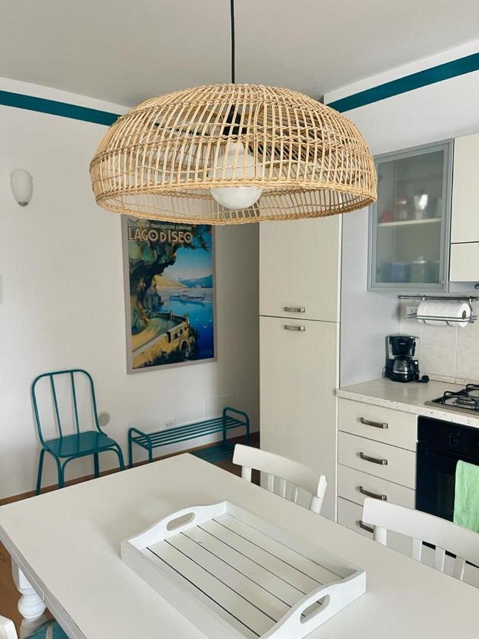 Miralago Casa Vacanze Riva di Solto Luaran gambar
