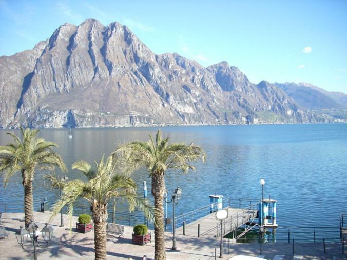 Miralago Casa Vacanze Riva di Solto Luaran gambar