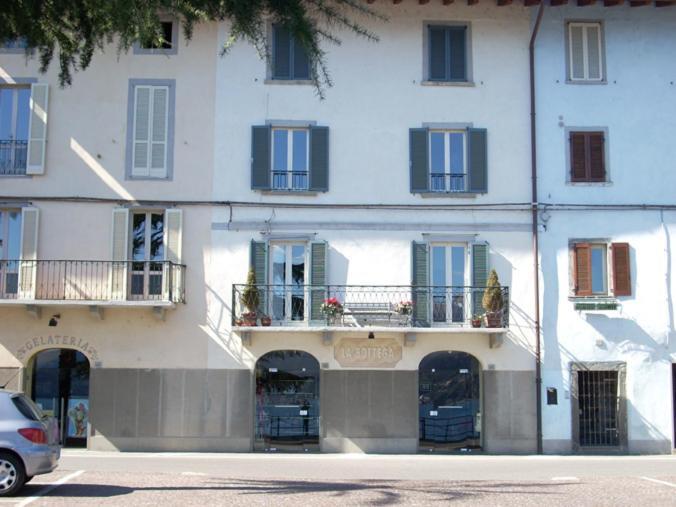 Miralago Casa Vacanze Riva di Solto Bilik gambar
